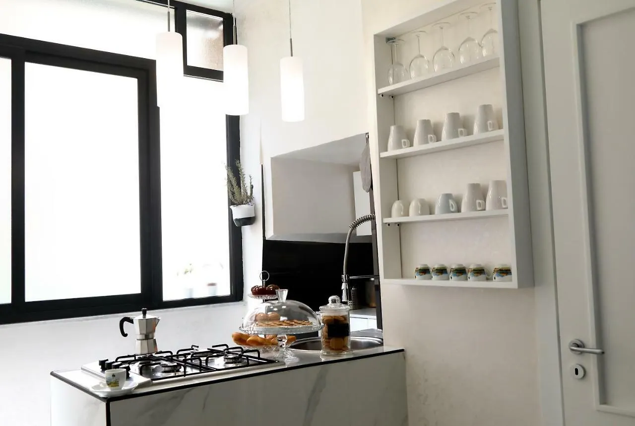 Apartment House Tribunali Naples