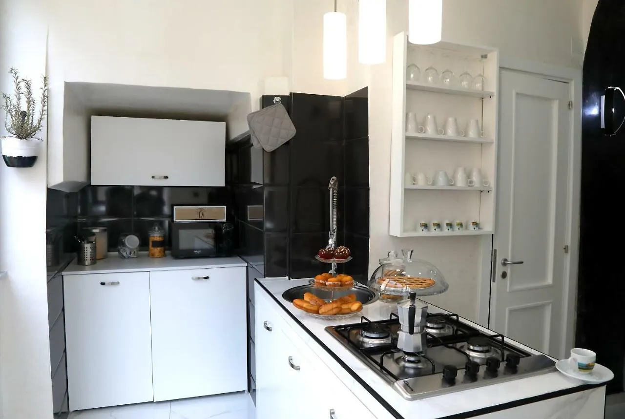 House Tribunali Naples Italie